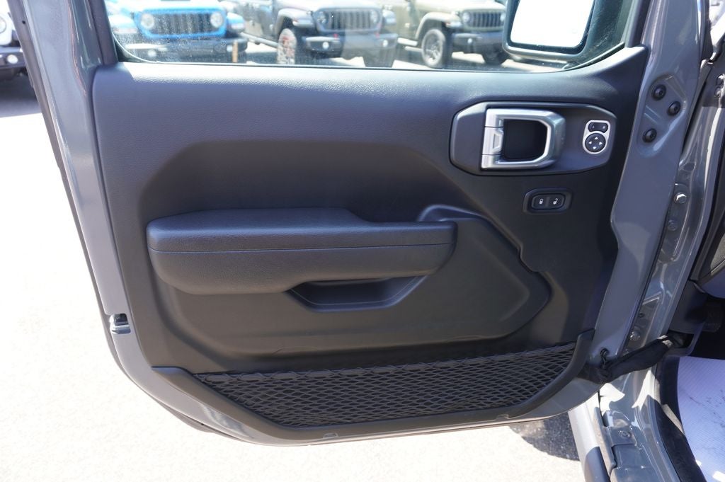 2022 Jeep Wrangler Unlimited Willys 4x4