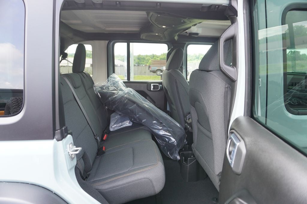 2026 Jeep Wrangler 4-Door Willys - Photo 10