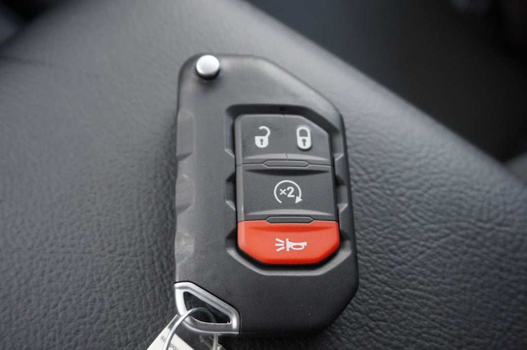 2026 Jeep Wrangler 4-Door Willys - Photo 27