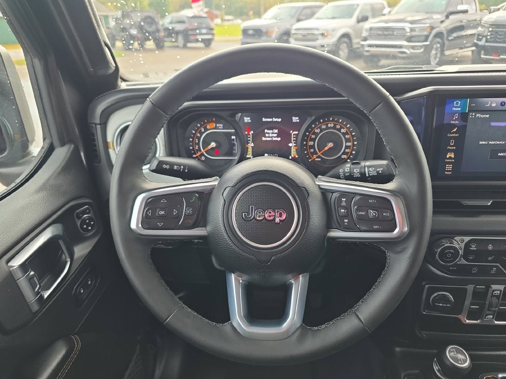 2025 Jeep Wrangler 4-Door Sahara 4x4