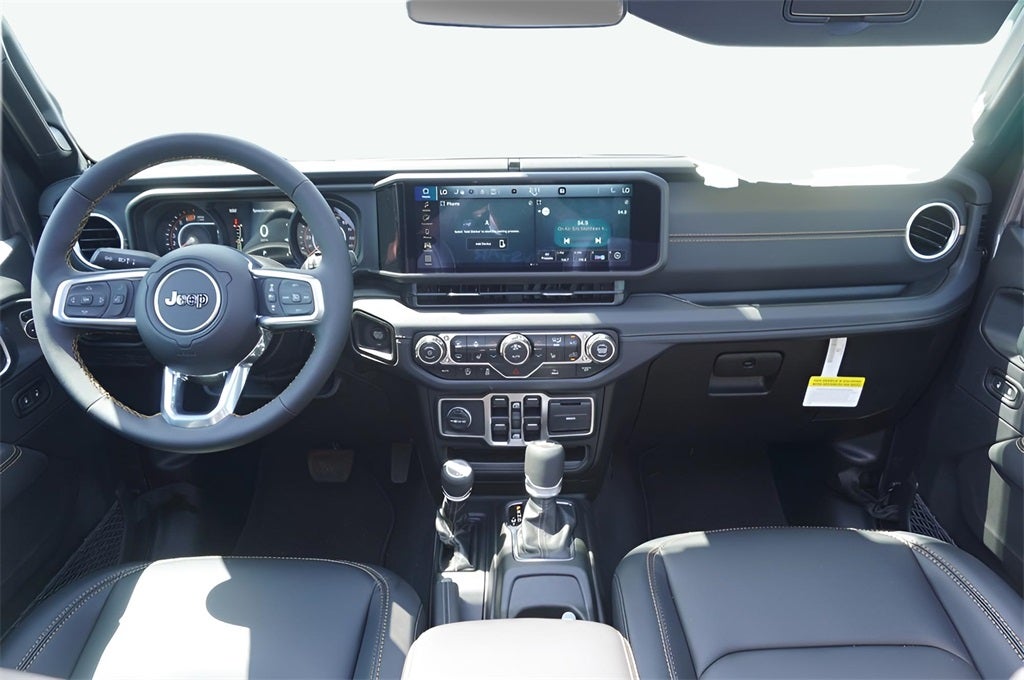 2025 Jeep Wrangler WRANGLER 4-DOOR SAHARA