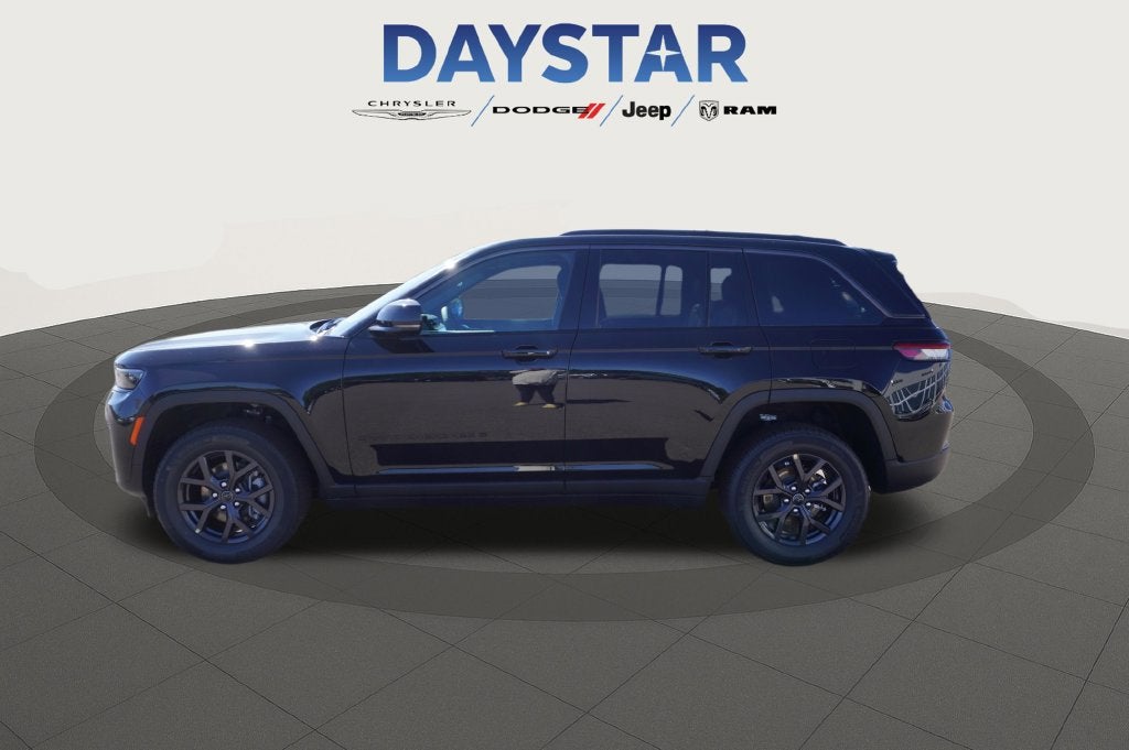 2027 Jeep Grand Cherokee GRAND CHEROKEE LAREDO ALTITUDE 4X4