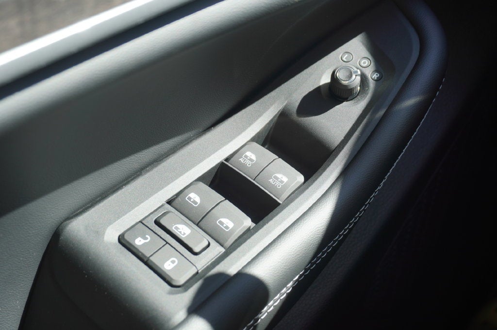 2027 Jeep Grand Cherokee GRAND CHEROKEE LAREDO ALTITUDE 4X4