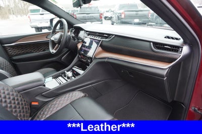 2025 Jeep Grand Cherokee Summit 4x4