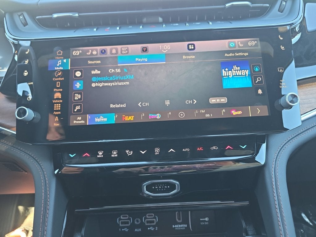 2027 Jeep Grand Cherokee GRAND CHEROKEE SUMMIT 4X4