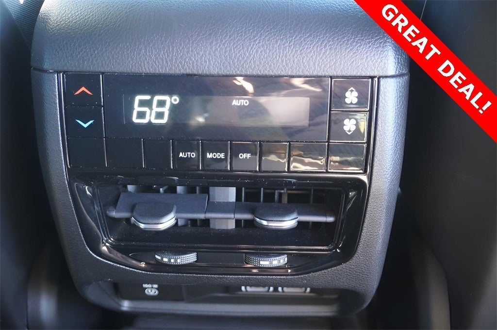 2022 Jeep Grand Cherokee L Altitude 4x4