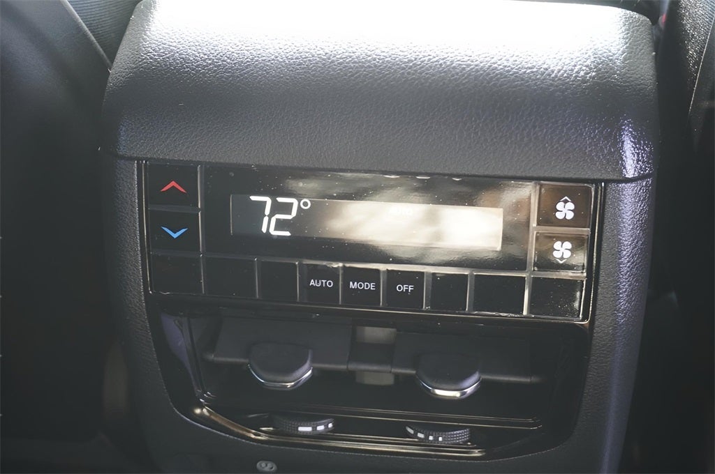 2025 Jeep Grand Cherokee GRAND CHEROKEE L ALTITUDE 4X4