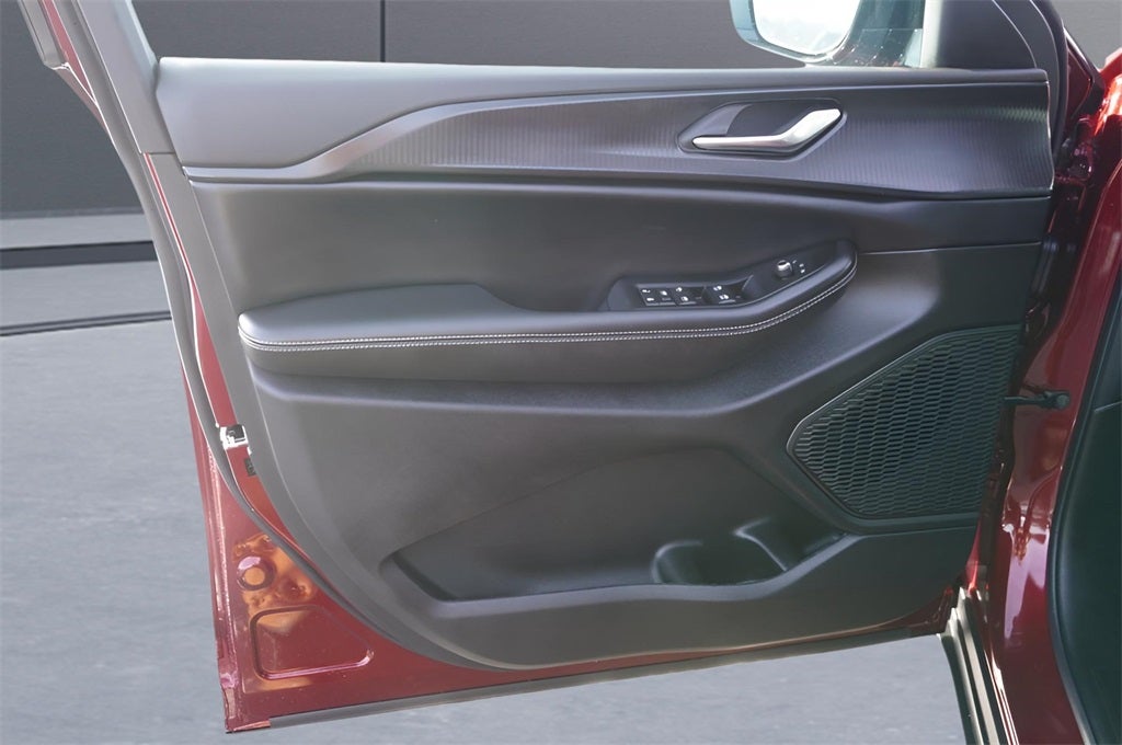 2025 Jeep Grand Cherokee GRAND CHEROKEE L ALTITUDE 4X4