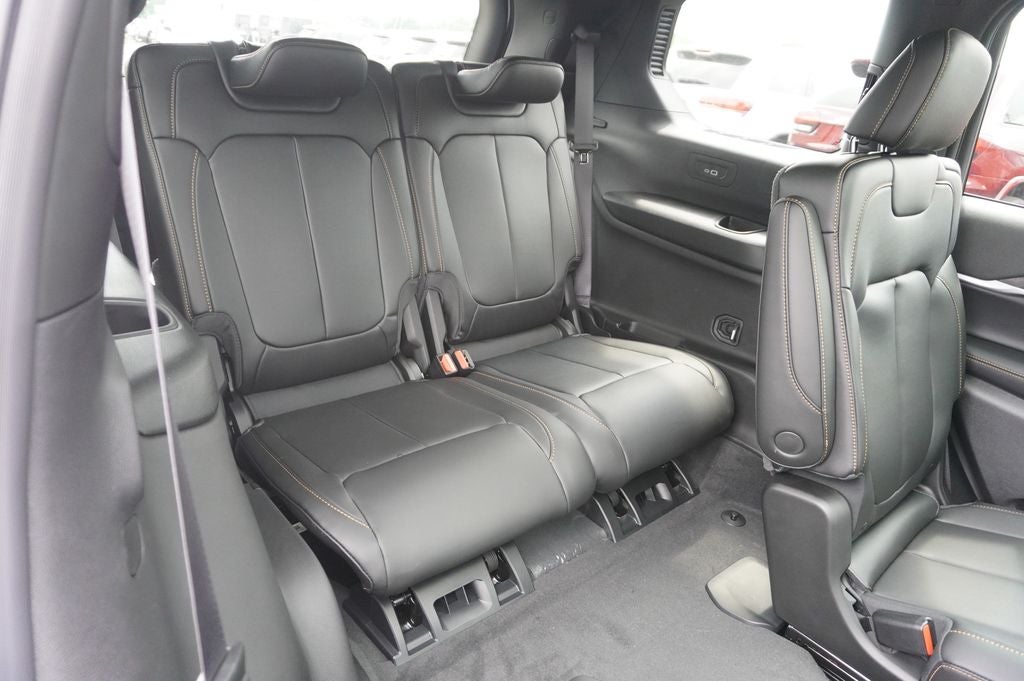 2026 Jeep Grand Cherokee GRAND CHEROKEE L 85TH ANNIVERSARY EDITION 4X4