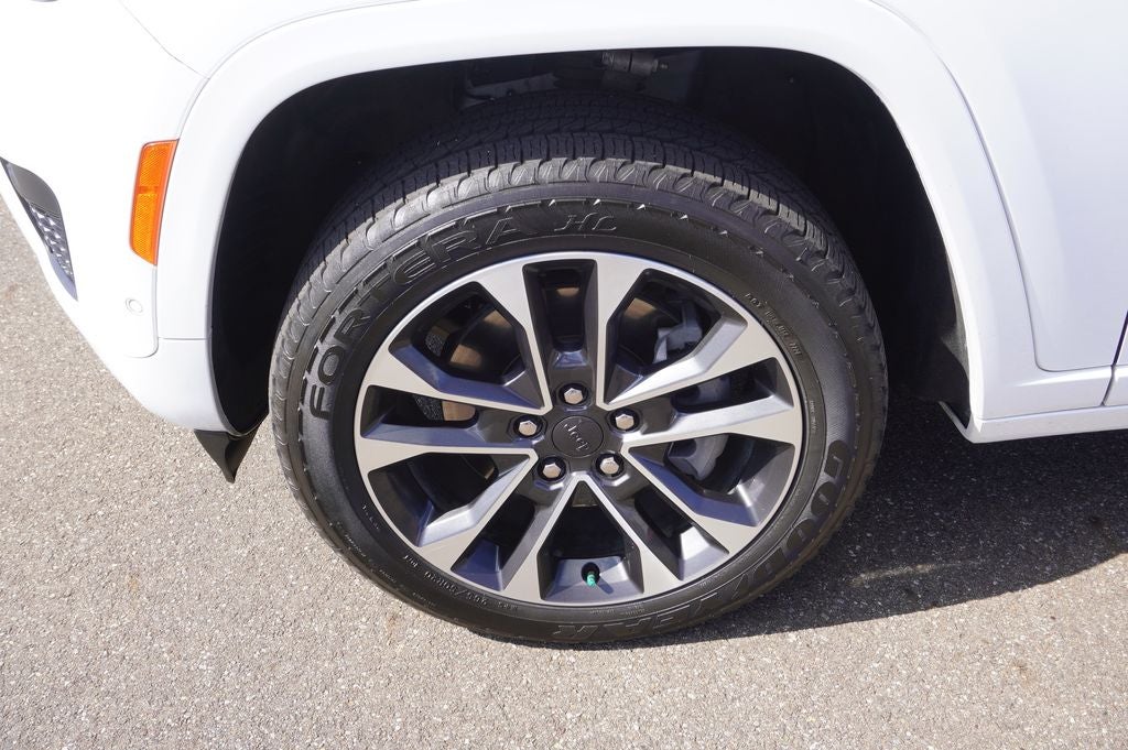 2022 Jeep Grand Cherokee 4xe Overland 4x4