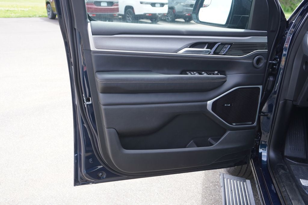 2026 Jeep Grand Wagoneer GRAND WAGONEER LIMITED ALTITUDE 4X4
