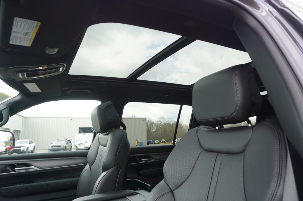 2026 Jeep Grand Wagoneer GRAND WAGONEER LIMITED ALTITUDE 4X4