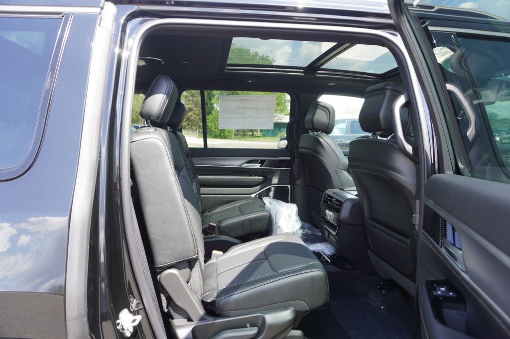 2026 Jeep Grand Wagoneer GRAND WAGONEER LIMITED ALTITUDE 4X4