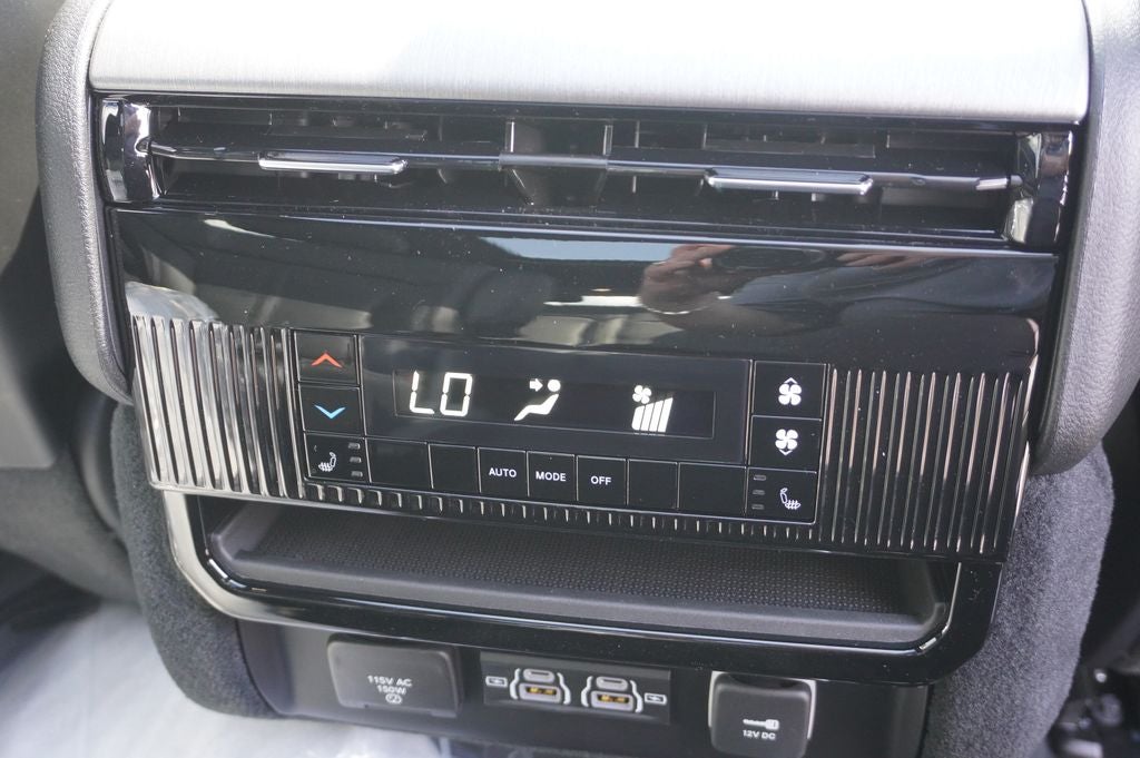 2026 Jeep Grand Wagoneer GRAND WAGONEER LIMITED ALTITUDE 4X4