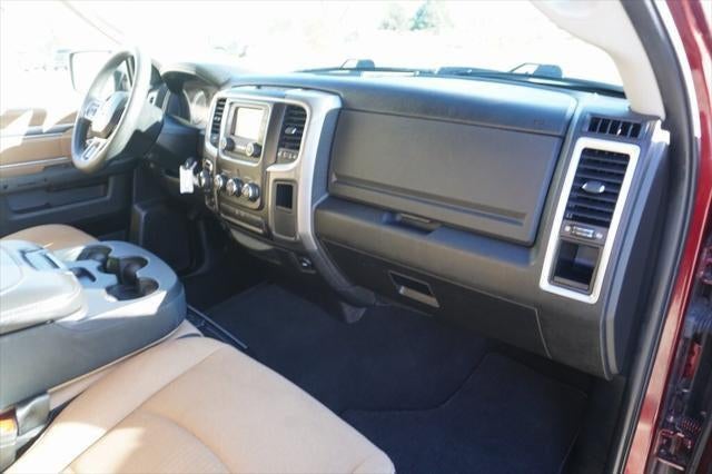 2021 RAM 1500 Classic SLT Crew Cab 4x4 5'7' Box