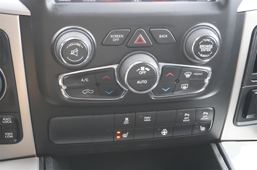 2019 RAM 1500 Classic Lone Star Crew Cab 4x4 5'7' Box