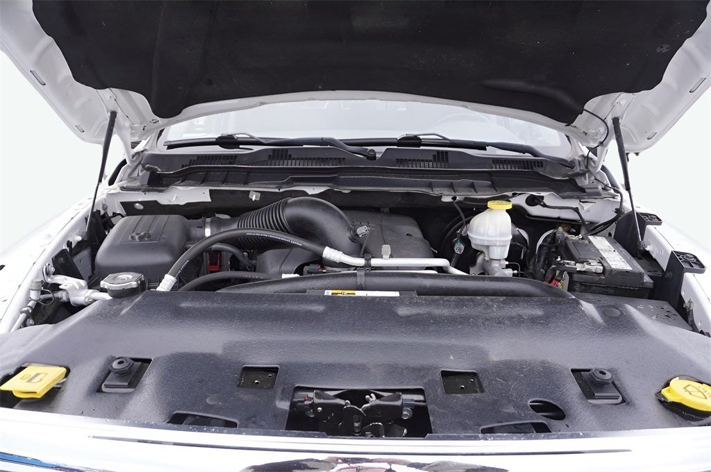 2019 RAM 1500 Classic Lone Star Crew Cab 4x4 5'7' Box