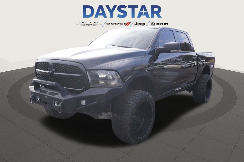 2018 RAM 1500 Lone Star Crew Cab 4x4 5'7' Box