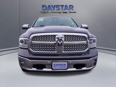 2017 RAM 1500 Laramie Crew Cab 4x4 6'4' Box
