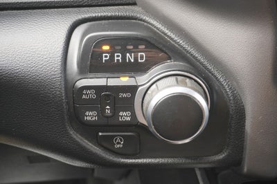 2020 RAM 1500 Big Horn Crew Cab 4x4 5'7' Box