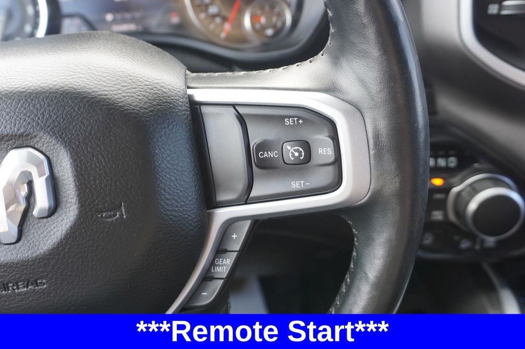 2020 RAM 1500 Big Horn Crew Cab 4x4 5'7' Box