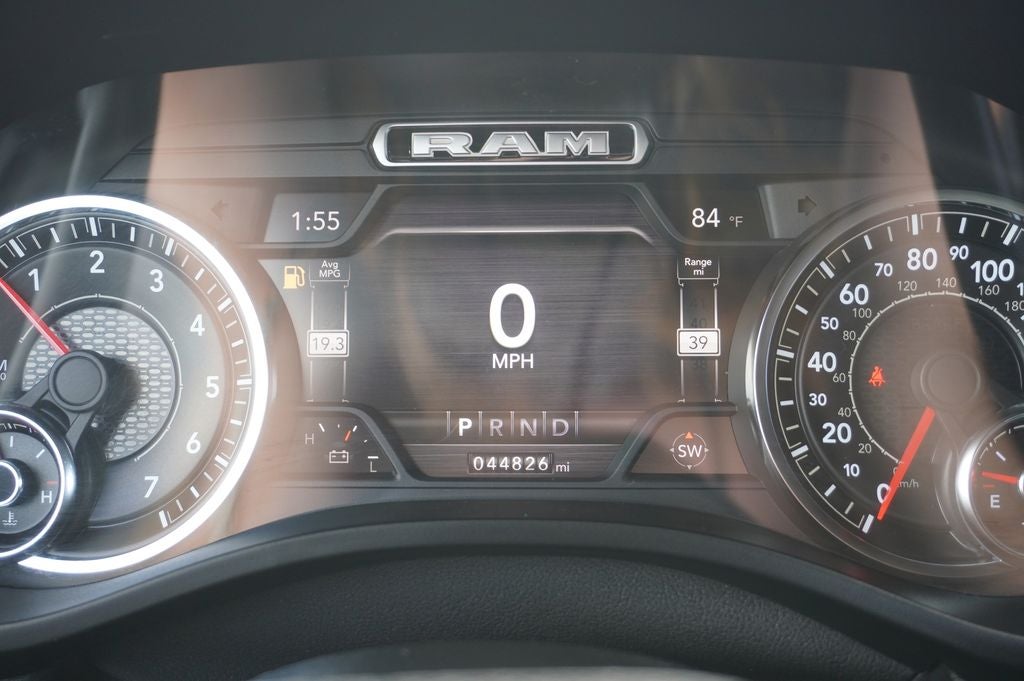 2020 RAM 1500 Big Horn Crew Cab 4x4 5'7' Box