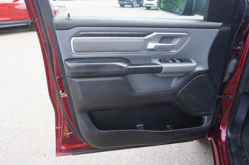 2021 RAM 1500 Big Horn Quad Cab 4x4 6'4' Box