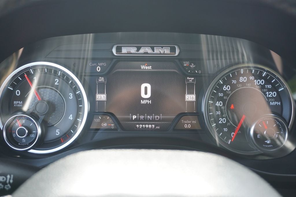 2021 RAM 1500 Big Horn Crew Cab 4x4 5'7' Box