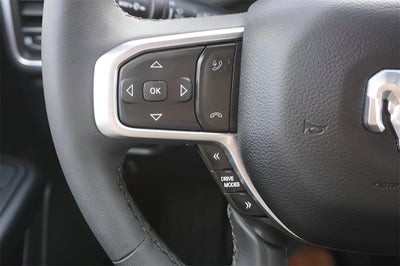 2025 RAM 1500 Big Horn Crew Cab 4x4 5'7' Box