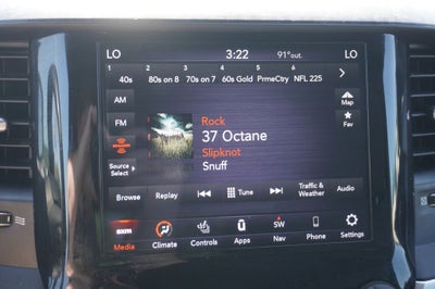 2020 RAM 1500 Big Horn Crew Cab 4x4 5'7' Box