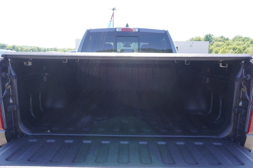 2020 RAM 1500 Big Horn Crew Cab 4x4 5'7' Box
