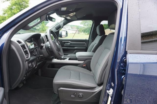 2023 RAM 1500 Big Horn Crew Cab 4x4 5'7' Box