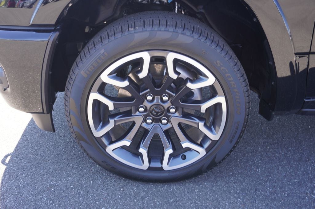 2026 RAM Ram 1500 RAM 1500 LIMITED CREW CAB 4X4 5'7' BOX