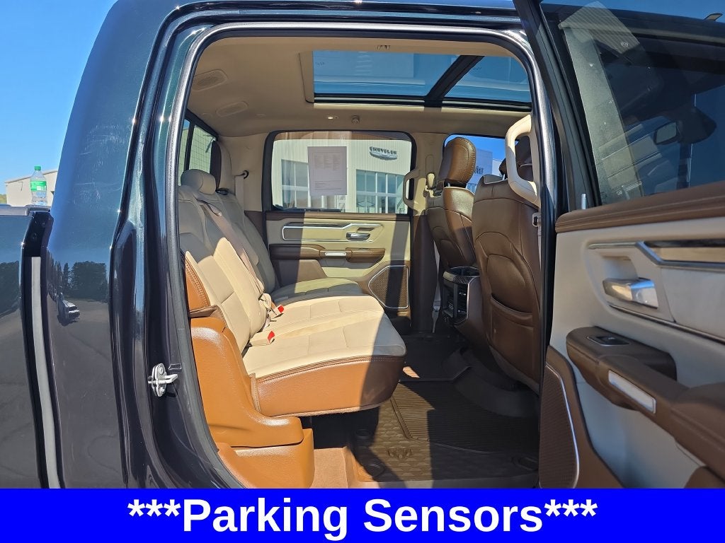 2019 RAM 1500 Laramie Crew Cab 4x4 5'7' Box