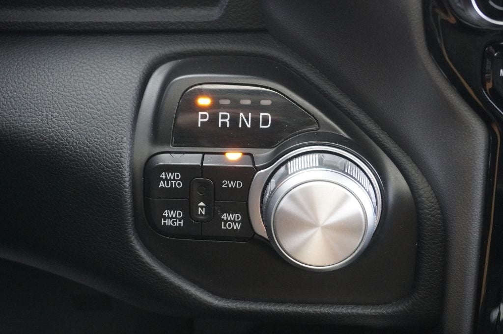 2021 RAM 1500 Laramie Crew Cab 4x4 5'7' Box