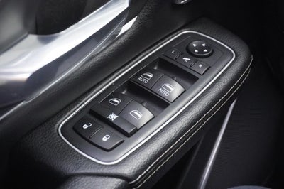 2021 RAM 1500 Laramie Crew Cab 4x4 5'7' Box