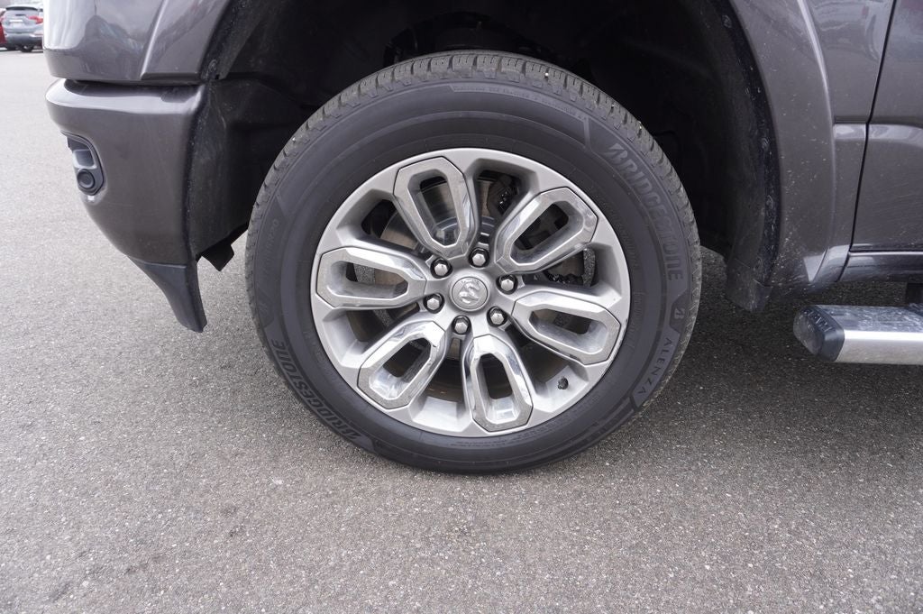 2021 RAM 1500 Laramie Crew Cab 4x4 5'7' Box