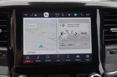 2022 RAM 1500 Laramie Crew Cab 4x4 5'7' Box