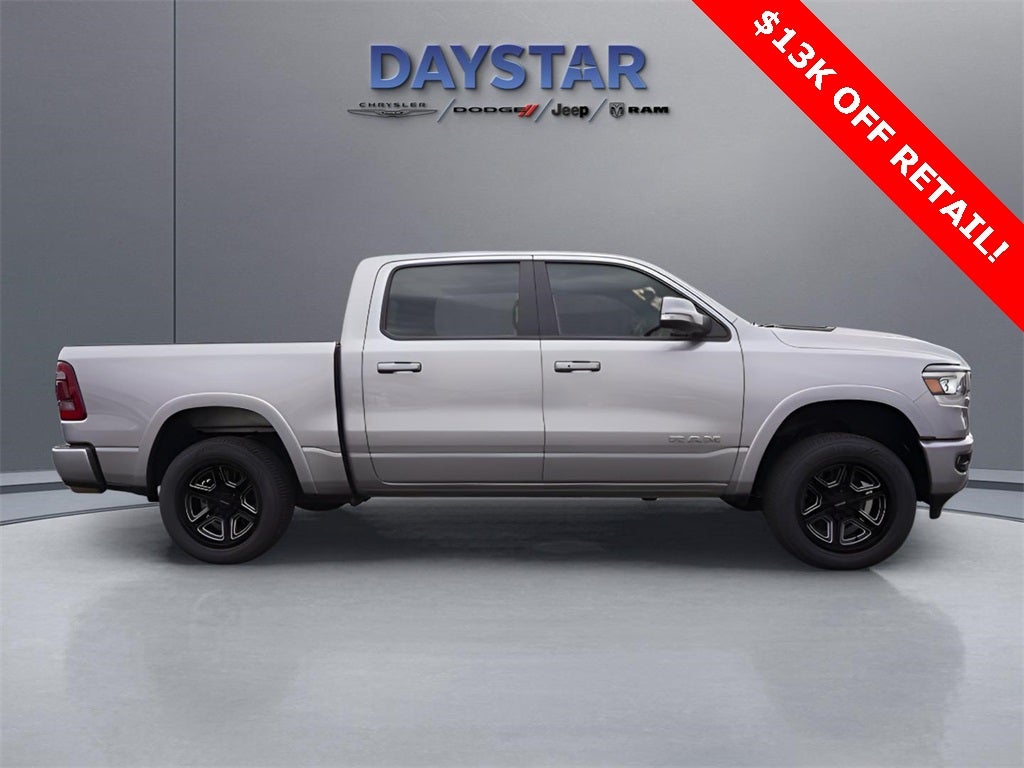 2022 RAM 1500 Laramie Crew Cab 4x4 5'7' Box