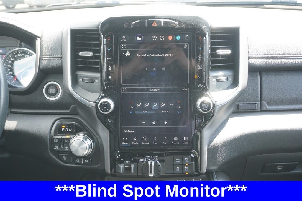 2023 RAM 1500 Laramie Crew Cab 4x4 5'7' Box
