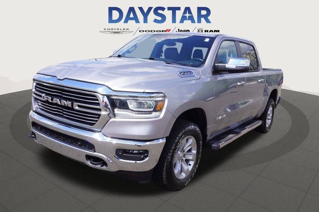 2023 RAM 1500 Laramie Crew Cab 4x4 5'7' Box