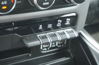 2022 RAM 1500 Big Horn Crew Cab 4x4 6'4' Box