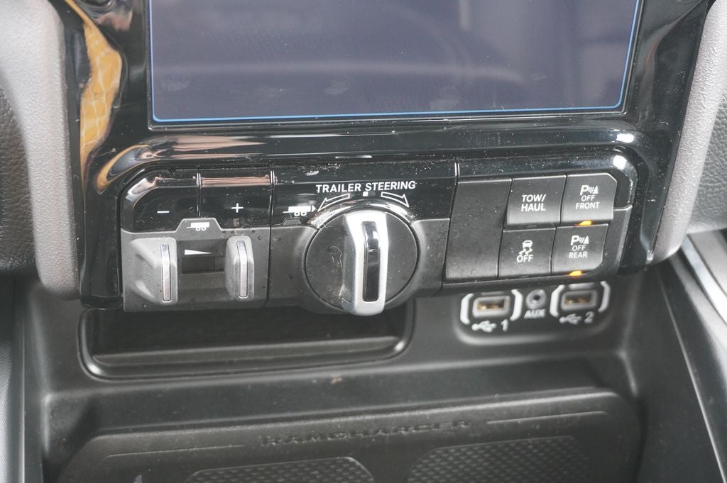 2023 RAM 1500 Laramie Crew Cab 4x4 6'4' Box