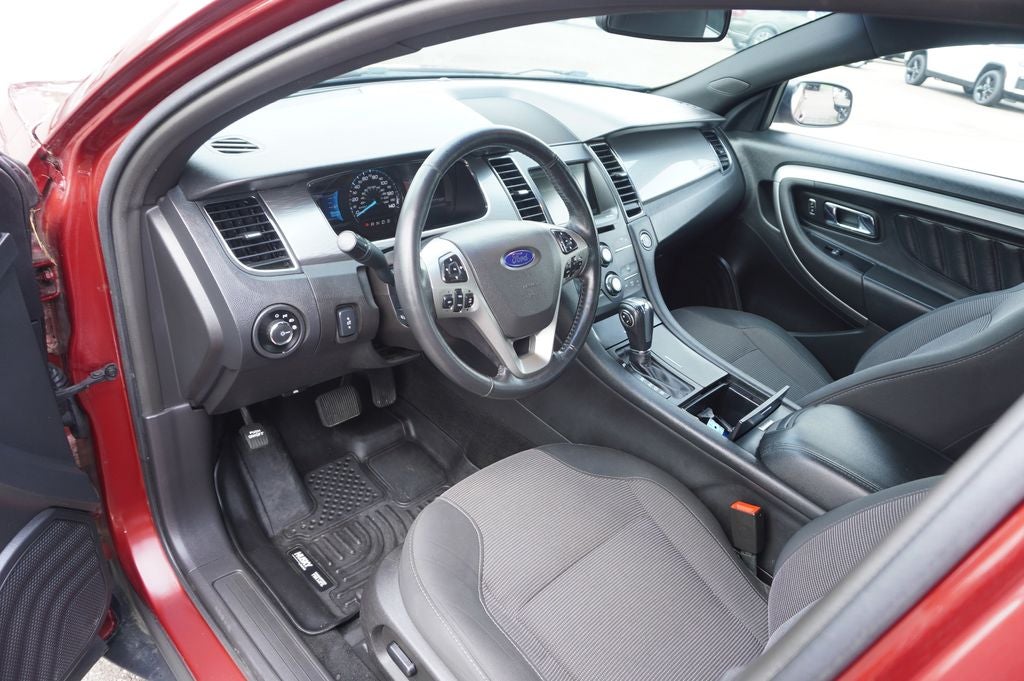 2015 Ford Taurus SEL
