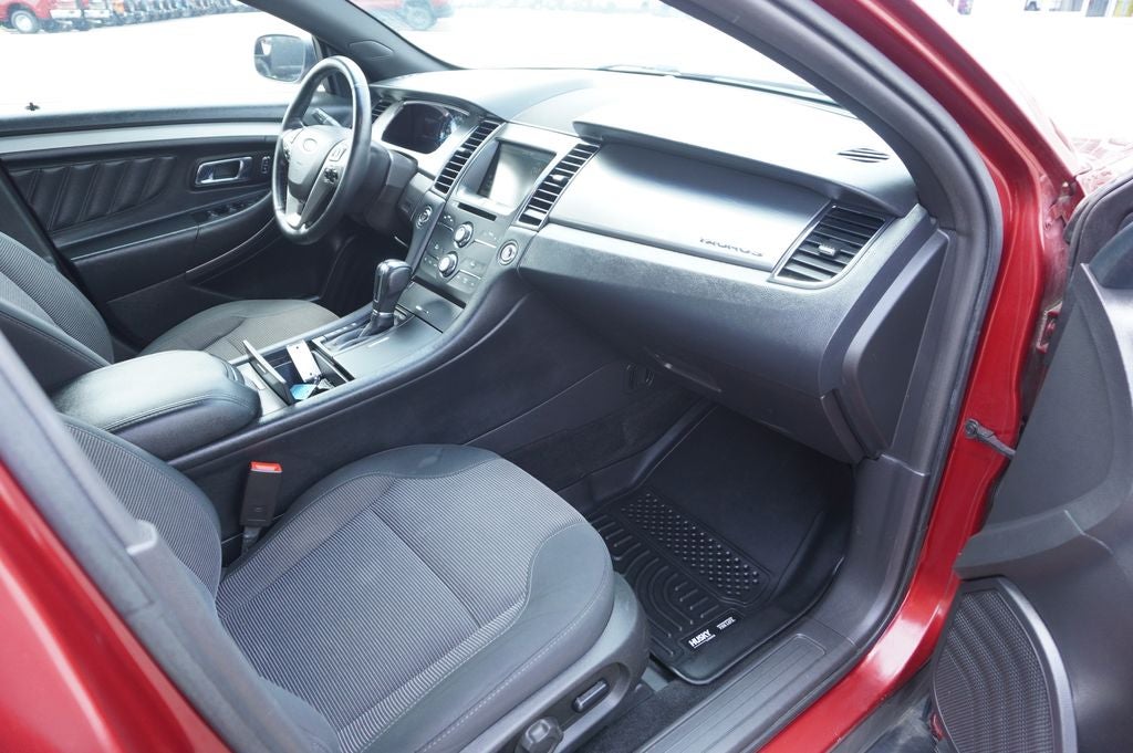 2015 Ford Taurus SEL