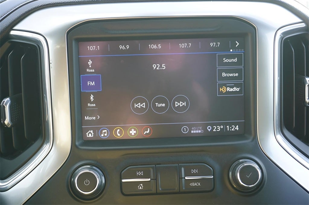 2020 Chevrolet Silverado 1500 4WD Double Cab Standard Bed RST