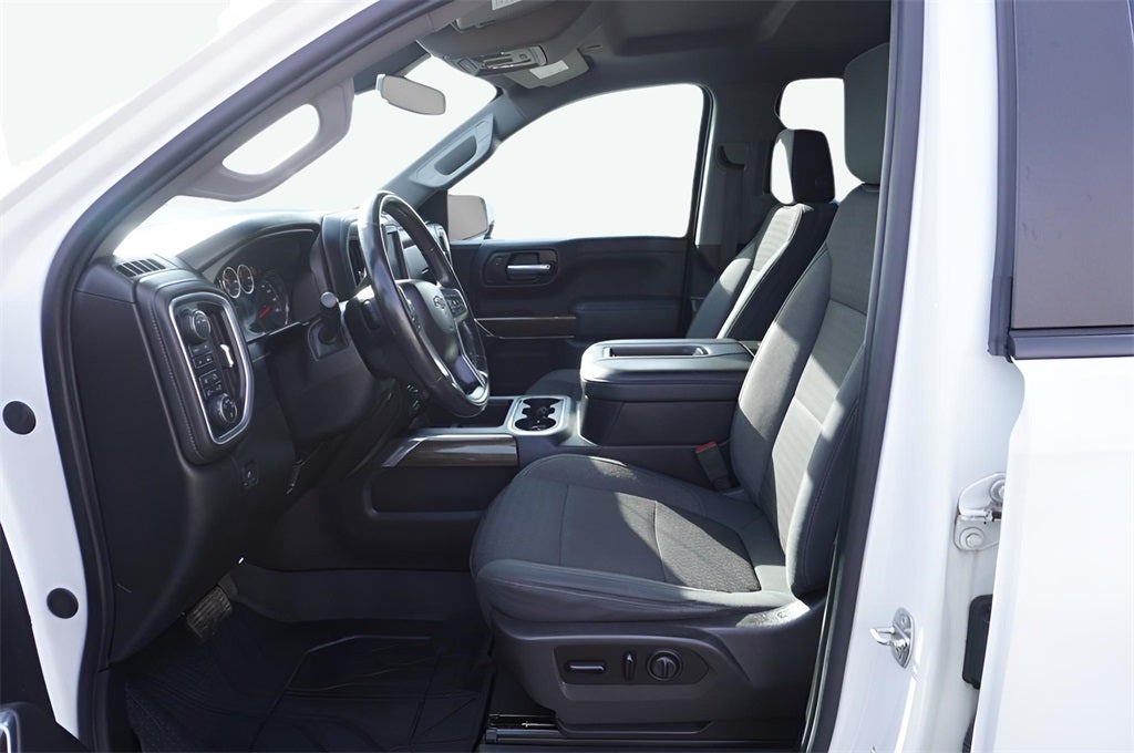 2020 Chevrolet Silverado 1500 4WD Double Cab Standard Bed RST