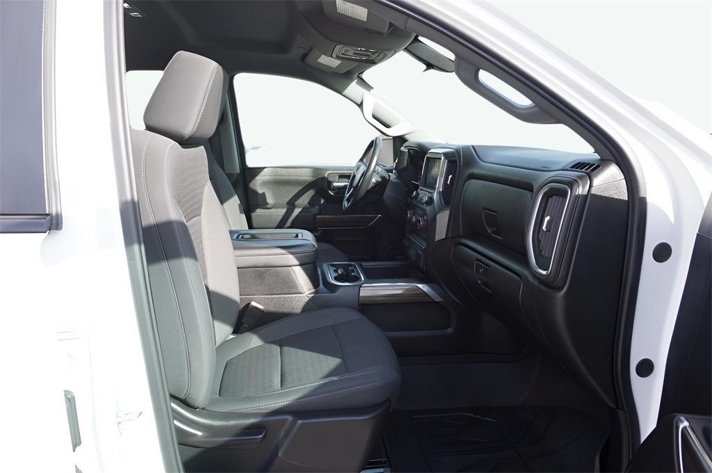 2020 Chevrolet Silverado 1500 4WD Double Cab Standard Bed RST