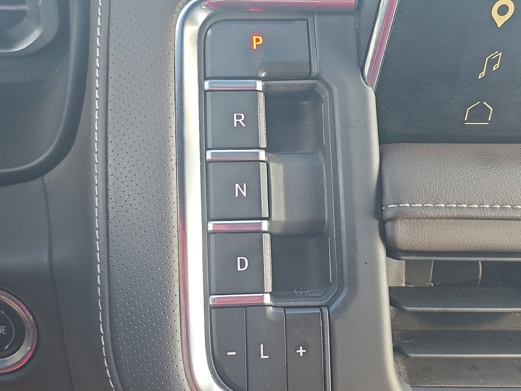 2023 GMC Yukon 4WD SLT