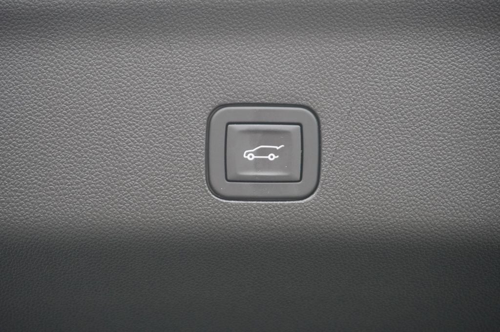 2025 GMC Yukon 4WD Elevation